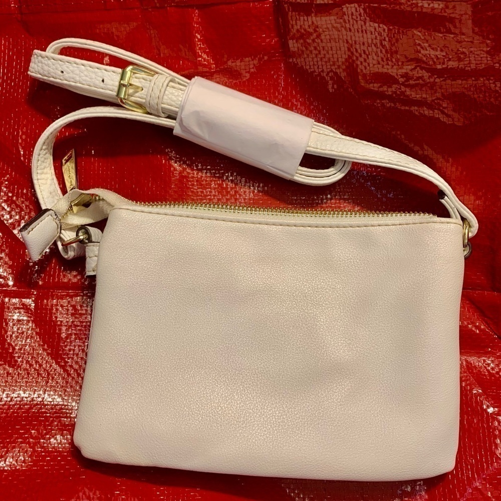NEW Juicy Couture Crossbody Purse Ivory Gold Hardware Juicy Logo Zip Close - Picture 5 of 11